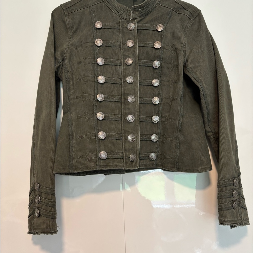 Smart Set Green and Silver Utility Jacket with Military-Inspired Design